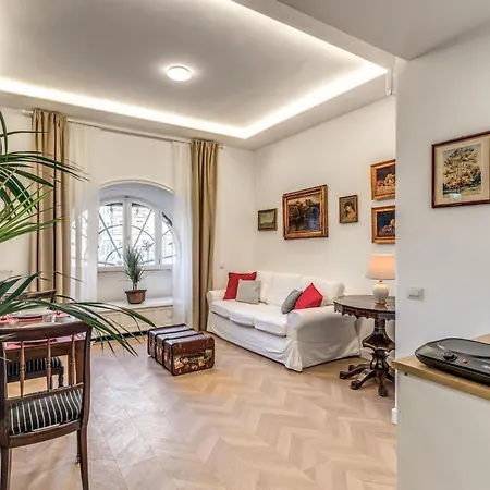 Belle Arti Apartment