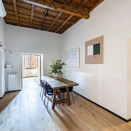 Romac Baullari Ii 4bdr Near Campo De Fiori Apartment *