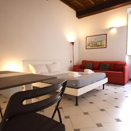 Apartment Lovely In Campo De Fiori