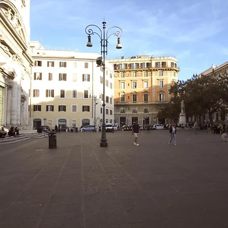 Lovely In Campo De Fiori Apartment Rome