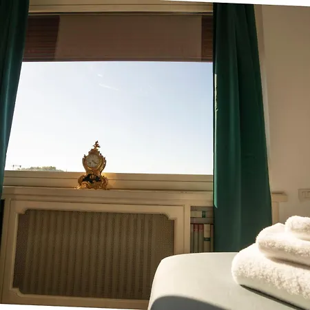 Bed & Breakfast Terrazza Urania - Penthouse Terrace With 360 View Of Rome