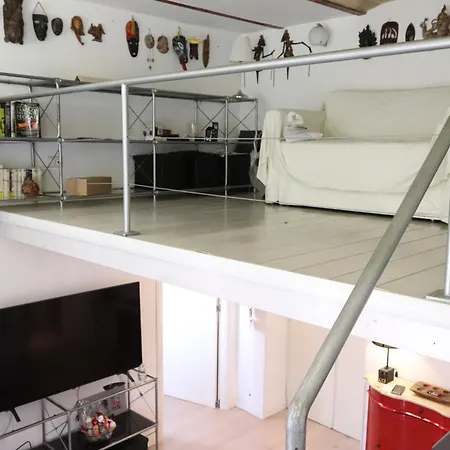 Stanza Con Bagno Privato In Camera In Loft Guest house Rome