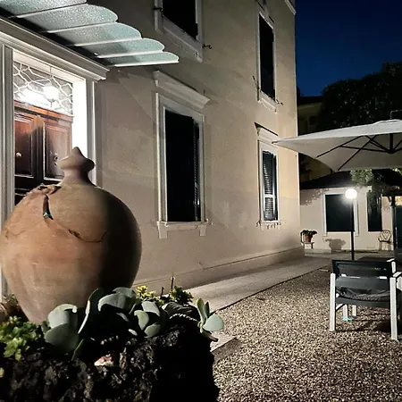 Garden House Holiday home