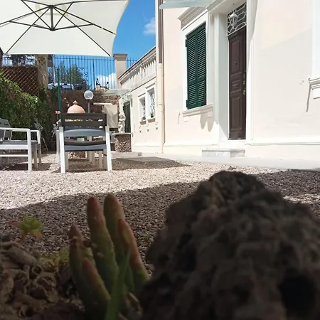 Garden House * Rome