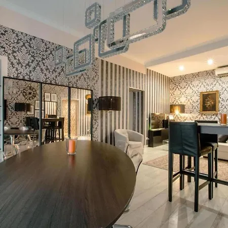 Smart & Luxury Colosseo Apartment