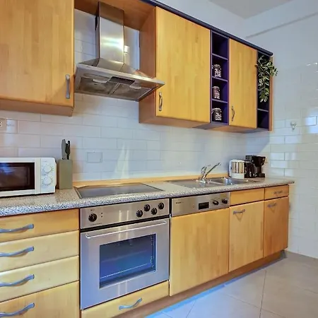 Apartment Per Gruppi In Zona Pamphili Rome