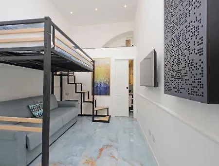 Apartment Monti Piano Terra Particolare