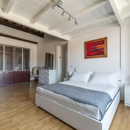 Live - Exclusive Penthouses Apartment Rome
