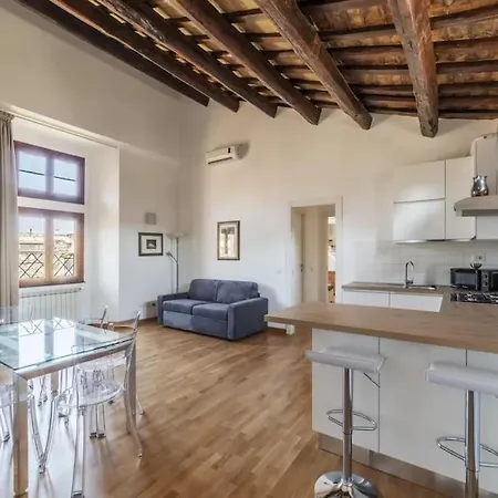 Live - Exclusive Penthouses *