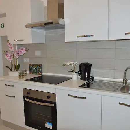 Domus53 * Rome