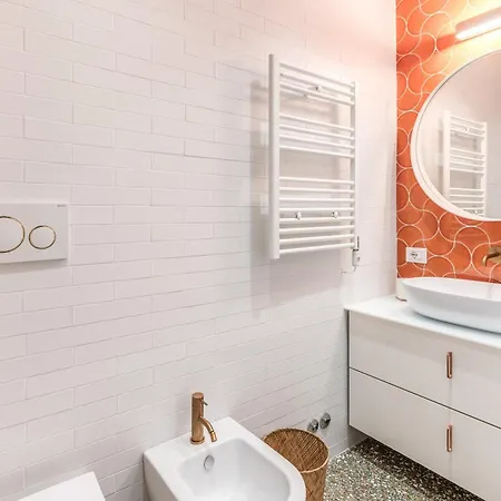 Silent 2 Bdrm Heart Of Trastevere Apartment Rome