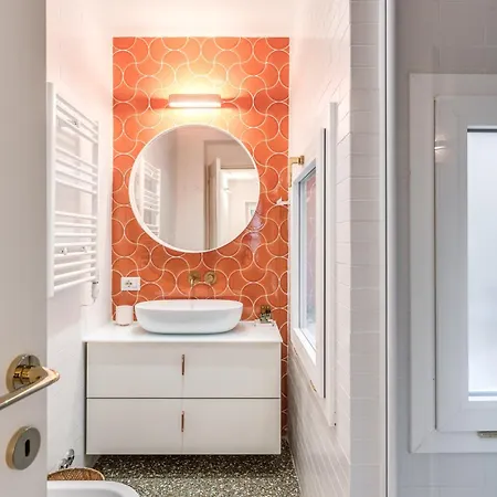 Silent 2 Bdrm Heart Of Trastevere * Rome