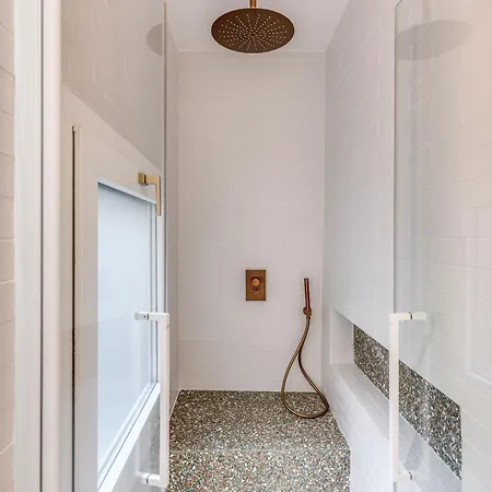 Apartment Silent 2 Bdrm Heart Of Trastevere Rome