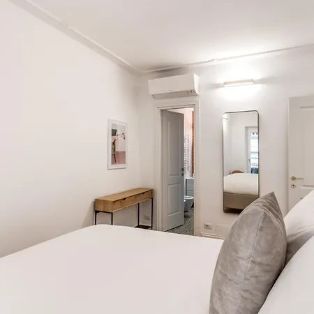Apartment Silent 2 Bdrm Heart Of Trastevere