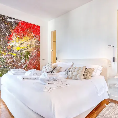 Apartment Skylife Art Gallery Loft - Riverfront Art Sanctuary Rome