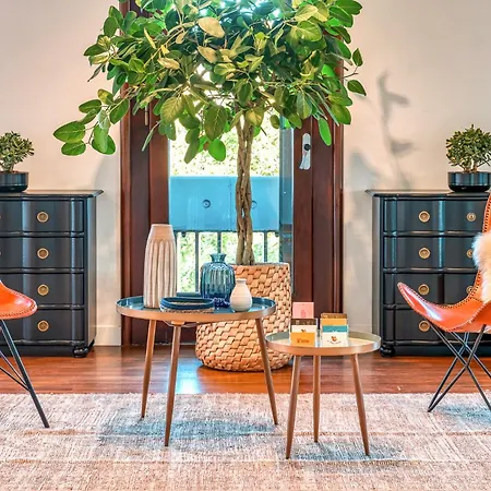 Skylife Art Gallery Loft - Riverfront Art Sanctuary Apartment Rome