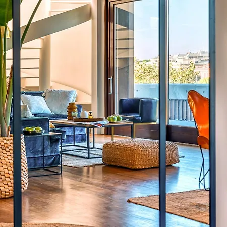 Skylife Art Gallery Loft - Riverfront Art Sanctuary Apartment *