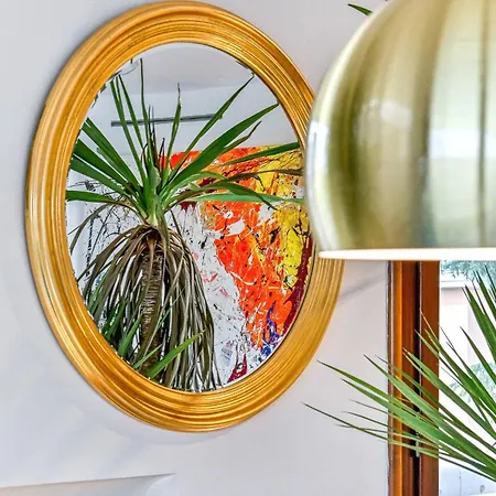 Apartment Skylife Art Gallery Loft - Riverfront Art Sanctuary Rome