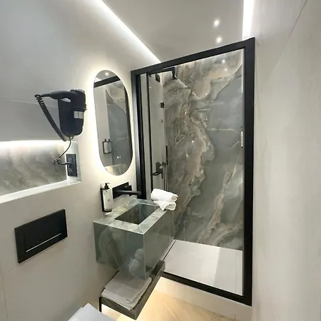 Luxury 56 Guest house