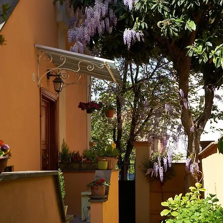 Gianicolo Penny's Garden Holiday home *