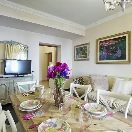 Apartment Palazzo Del Quirinale Rome