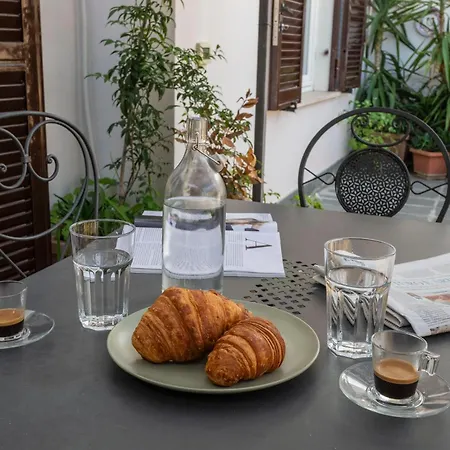 Da Giorgio E Teresa - Attico Con Terrazza A Piazza Del Popolo * Rom