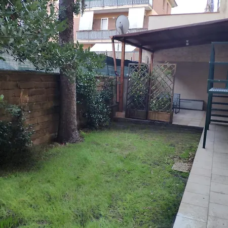 Corner Of Paradise Apartment *