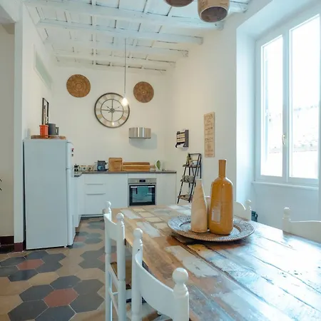 Apartment Domus Superior Domizio - Pantheon Rome