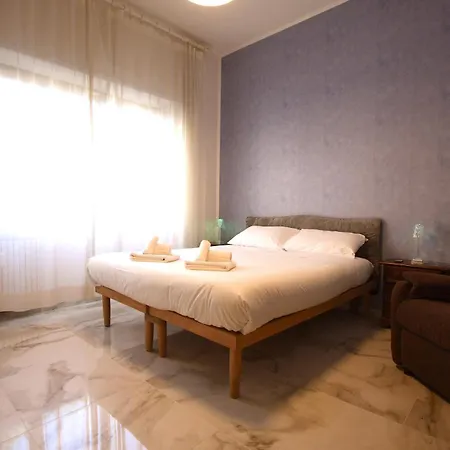 Apartment Graziano House Rome