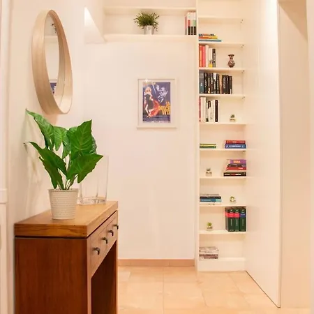 Elegant And Cozy Flat With Study - Trastevere Apartment *