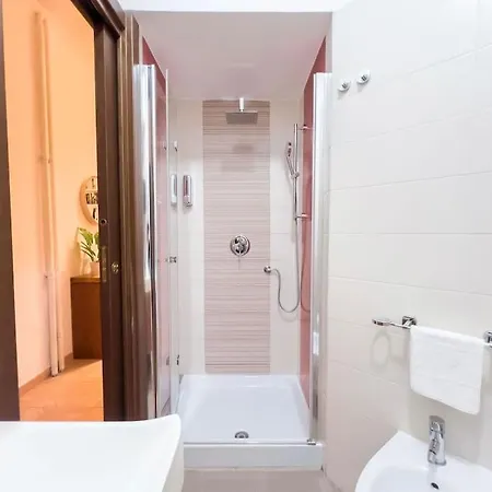 Elegant And Cozy Flat With Study - Trastevere Rome