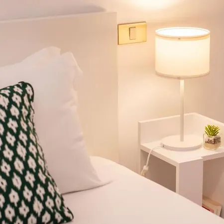 Elegant And Cozy Flat With Study - Trastevere Rome