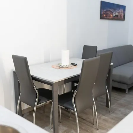 Apartment Touristaccommodationr&dsanpietro