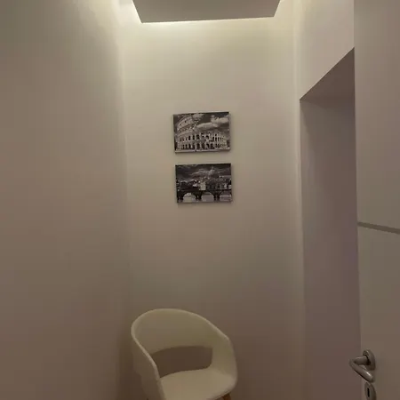 Forte's Apartment