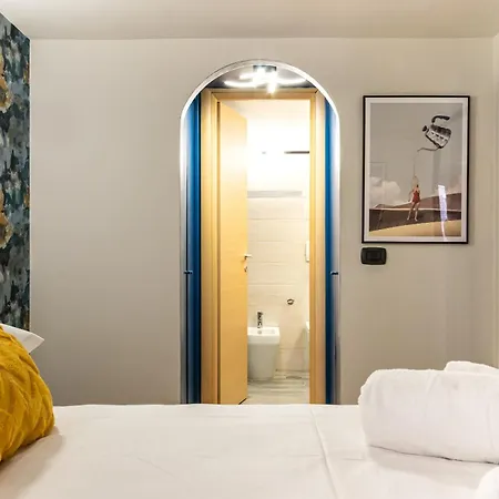 The Hive - In Trastevere * Rome