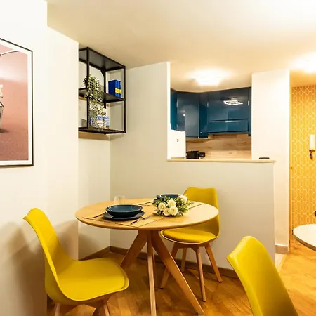 The Hive - In Trastevere Apartment *
