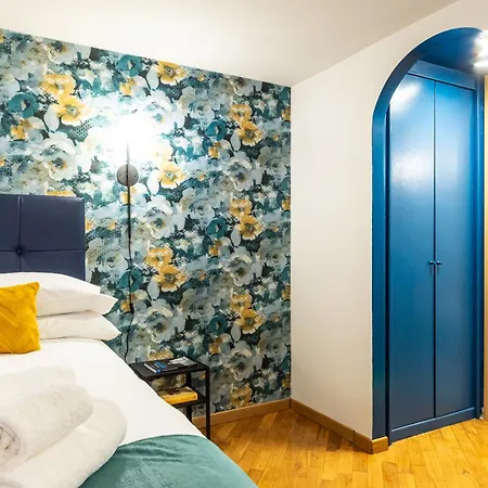 Apartment The Hive - In Trastevere *