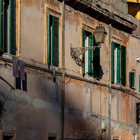 The Hive - In Trastevere Apartment