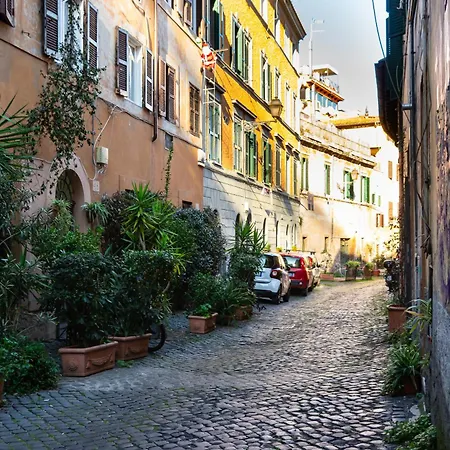 Apartment The Hive - In Trastevere *