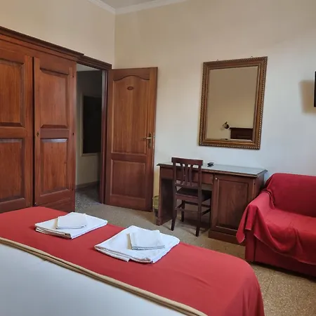 Domi 10 Apartment, Stazione Termini, Via Curtatone 12 * Rom