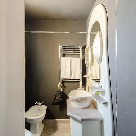 Bed & Breakfast Rooftop Colosseo - D'amore 5*