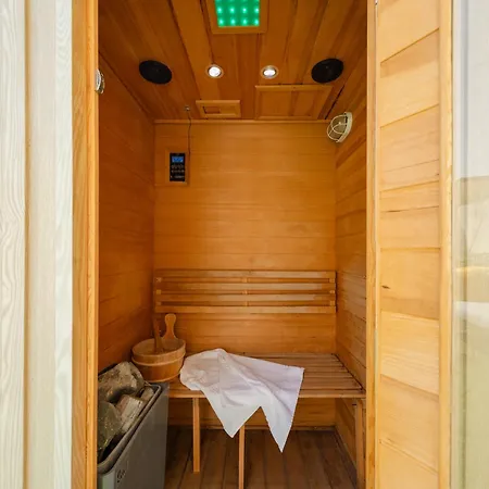 Bed & Breakfast Rooftop Colosseo - D'amore Rome