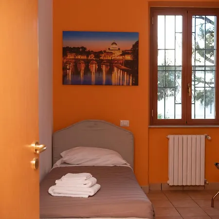 Lux Of The Vatican Apartahotel