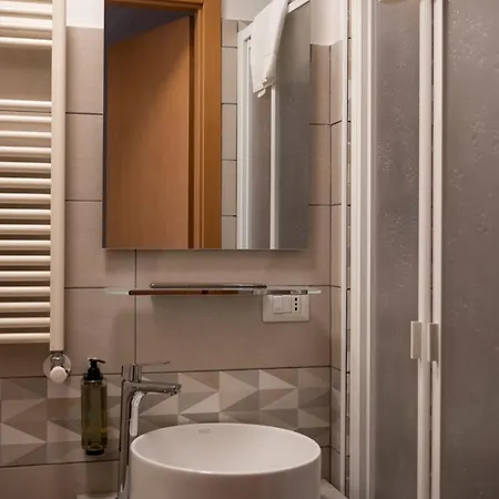Lux Of The Vatican Apartahotel *