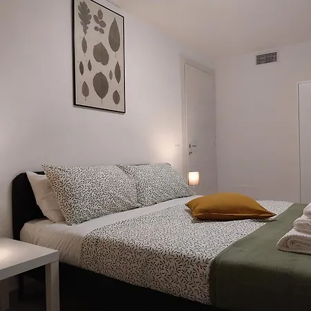 La Vela 1 Aparthotel Rome
