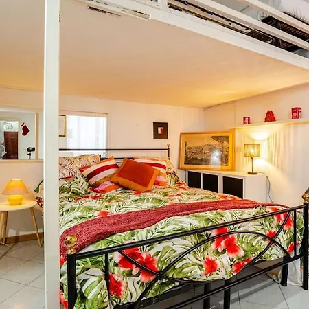 Apartment Loft Universita, Centro, Vicino Metro B, Wifi Rome