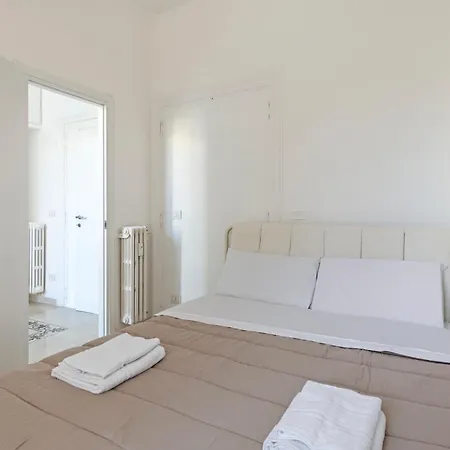 Apartment Elegant 3 Bedroom San Pietro Station 200 Mt Rome