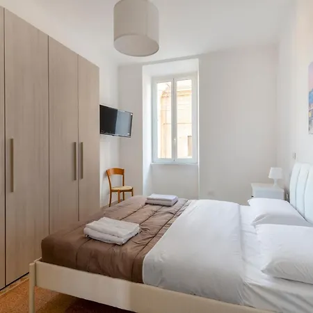 Elegant 3 Bedroom San Pietro Station 200 Mt Rome