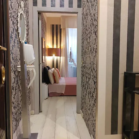 Smart & Luxury Colosseo Apartment