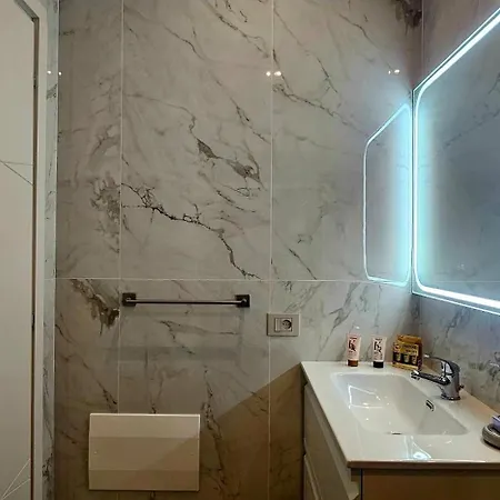 Bed & Breakfast Il Magnifico Superior 400m From Tiburtina Railway Station And 290m From Metro *